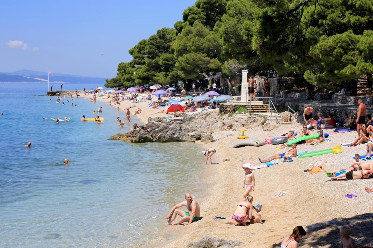 Apartments by the sea Brela, Makarska - 11821 Exteriör bild