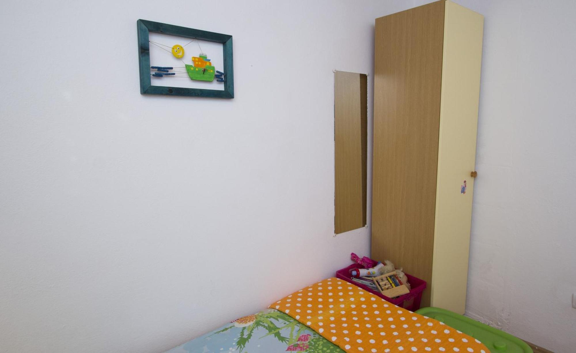 Apartments by the sea Brela, Makarska - 11821 Rum bild